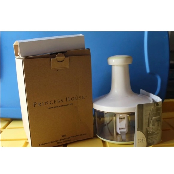 345 Princess House 6pc Plastic & SS Food Processor - Picture 3 of 6